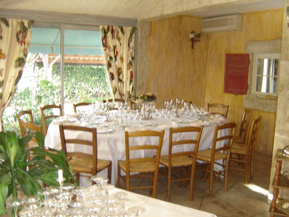 Auberge Des Pins Tourrettes Exterior photo